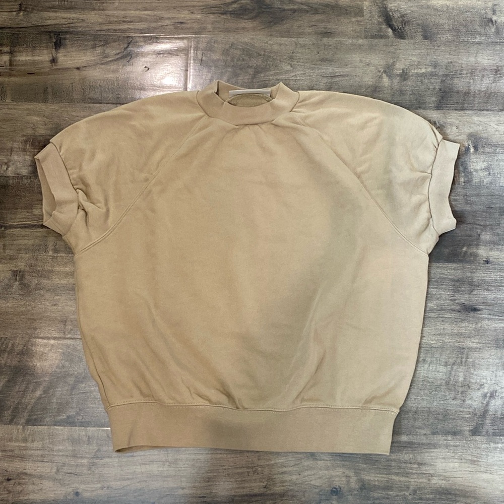 ESSENTIALS FEAR OF GOD
Tan Cotton Raglan Short Sleeve Sweatshirt